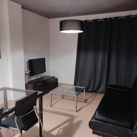 Apartamentos 16:9 Suites Almeria Luaran gambar