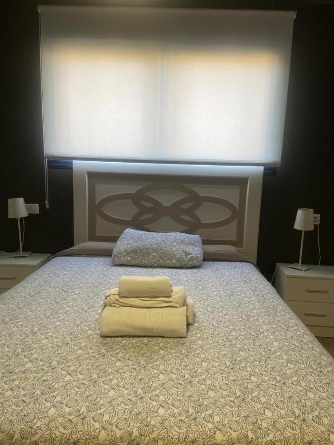 Apartamentos 16:9 Suites Almeria Luaran gambar