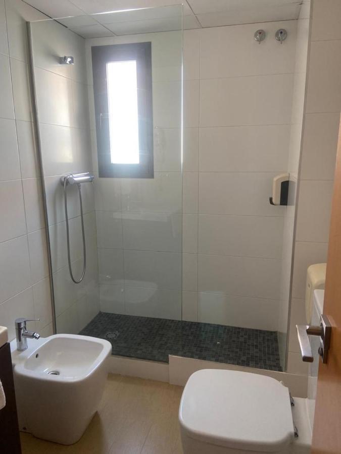 Apartamentos 16:9 Suites Almeria Luaran gambar